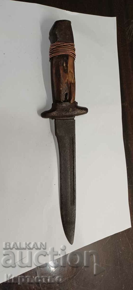 Old knife, dagger bayonet, from 1 st.