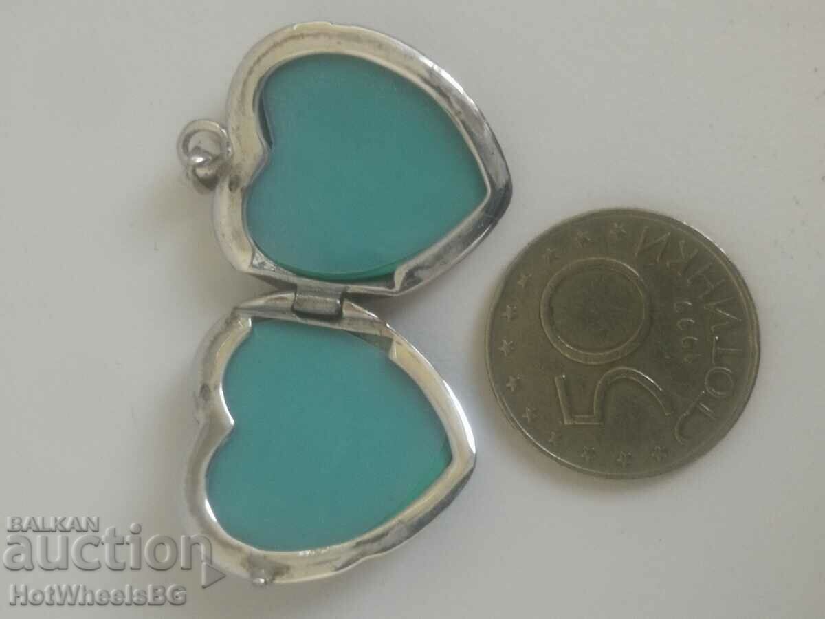 Silver heart pendant - Silver Sterling 925 with price 55.00 BGN | € 28.12 Silver heart pendant - Silver Sterling 925 with price 55.00 BGN | € 28.12