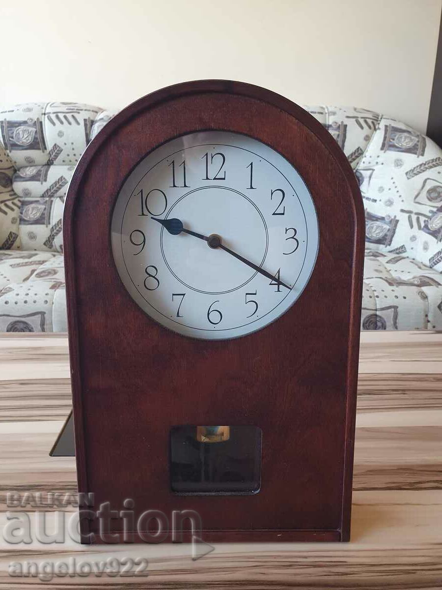 Beautiful wall clock WORKING