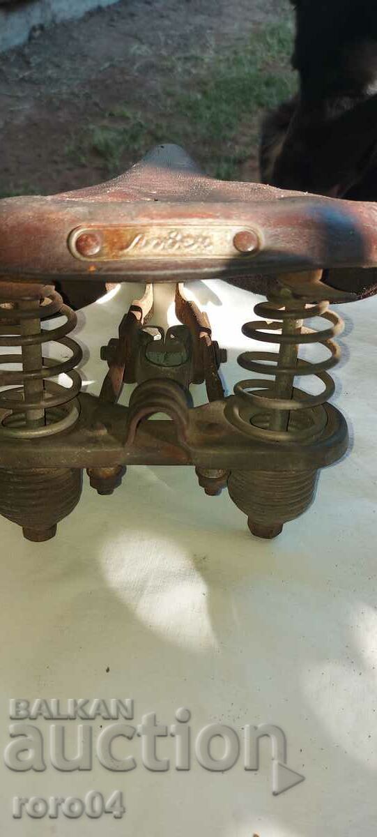 BALKAN - HUNTER - LEATHER SEAT - 5 BALKAN - HUNTER - LEATHER SEAT - 5