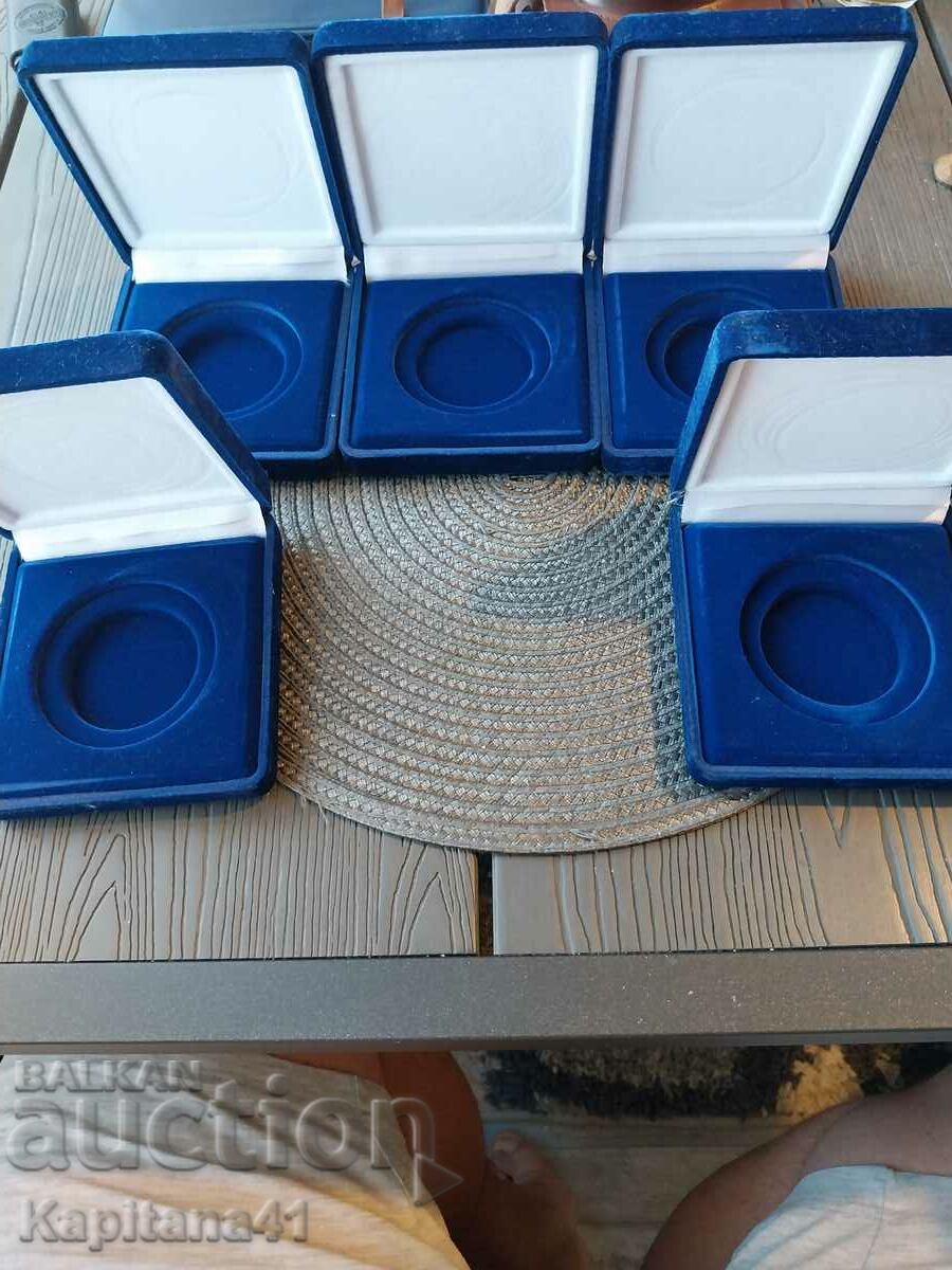 5 coin boxes