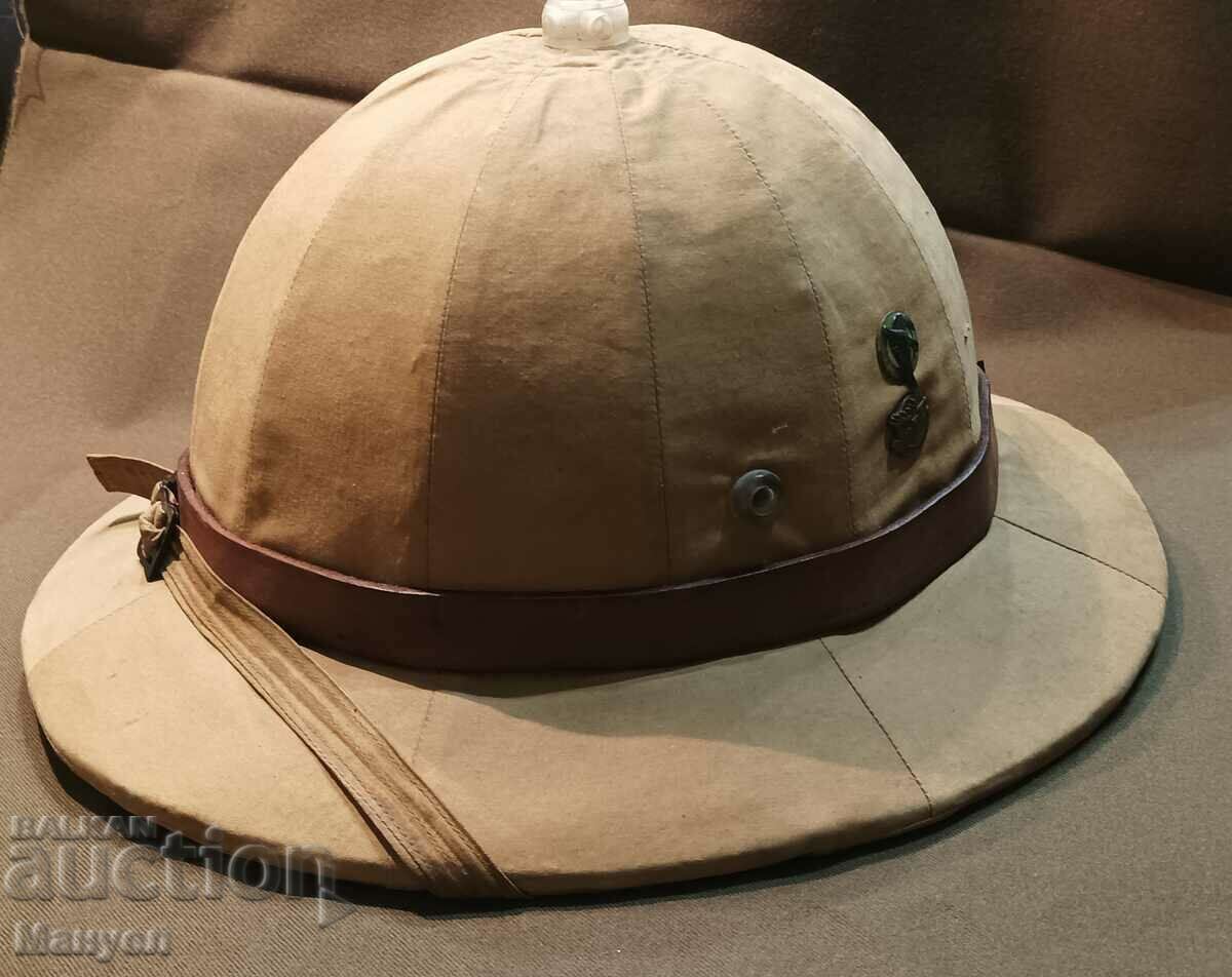 I am selling an old Africa helmet. with price 180.00 BGN | € 92.03