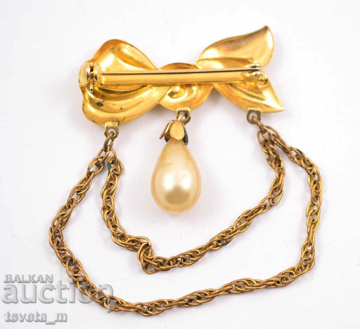 Auction Antique brooch Auction Antique brooch