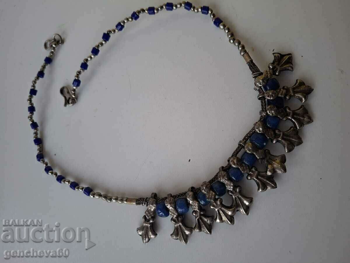 Licitație Bijuterie renascentistă sahan și mărgele albastre