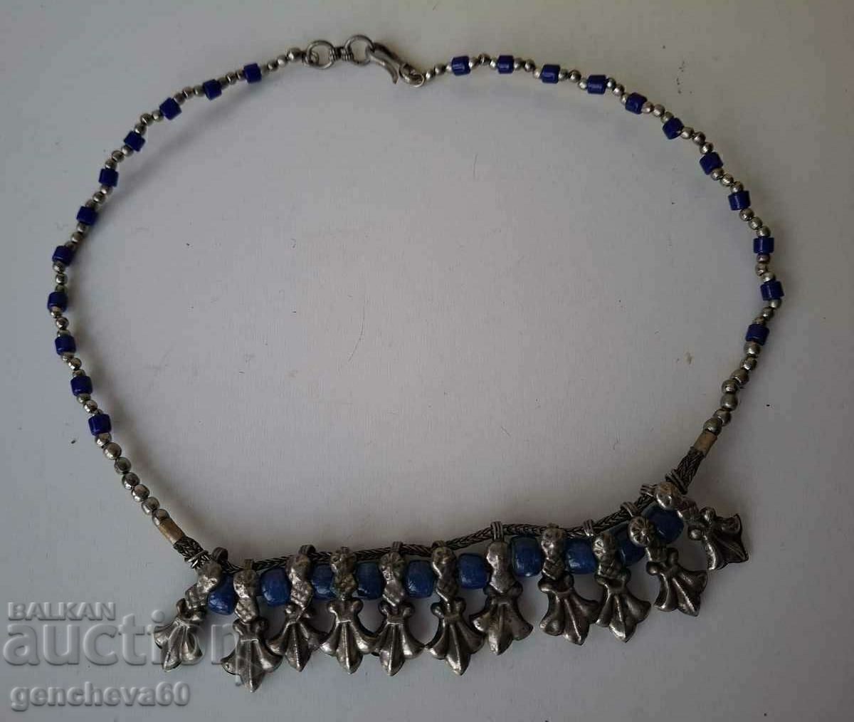 Livrarea Bijuterie renascentistă sahan și mărgele albastre