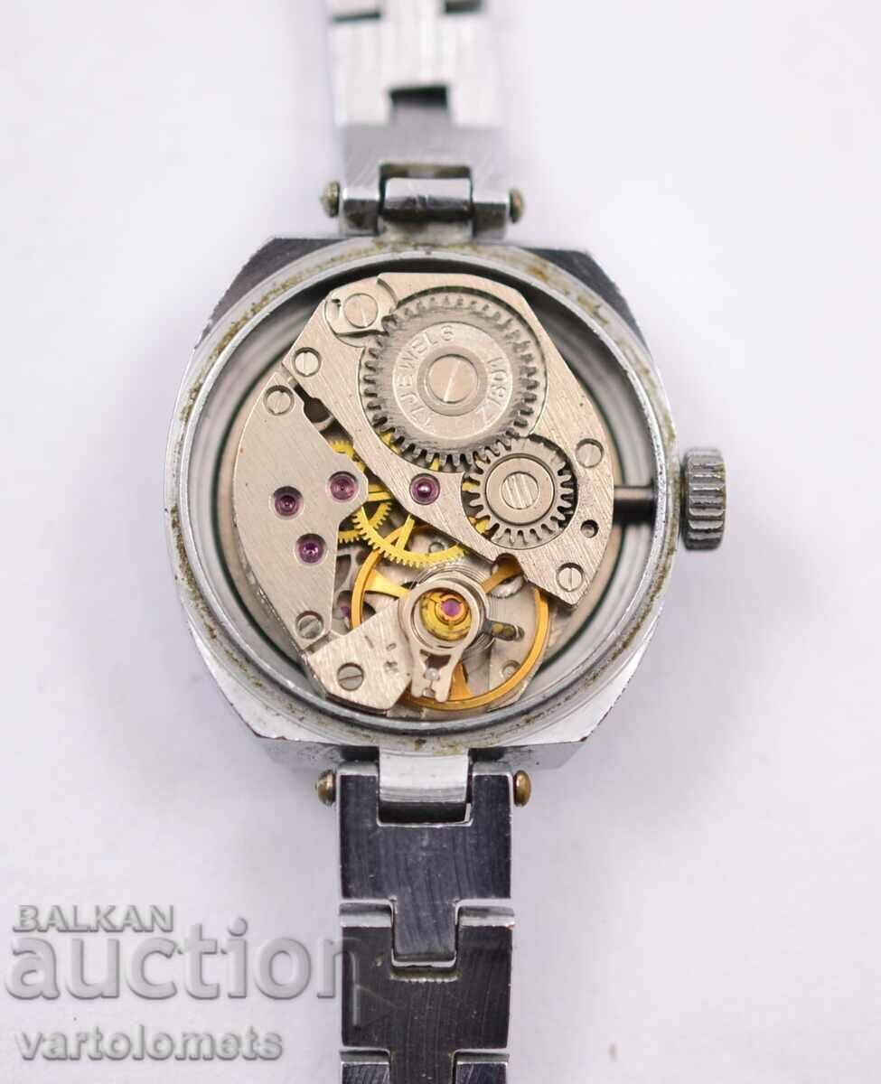 Women's watch ZARYA USSR - works with price 9.00 BGN | € 4.60 Women's watch ZARYA USSR - works with price 9.00 BGN | € 4.60