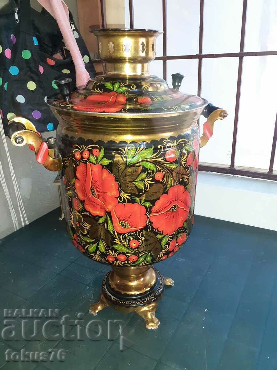 Auction Amazing large Russian painted samovar teapot Auction Amazing large Russian painted samovar teapot