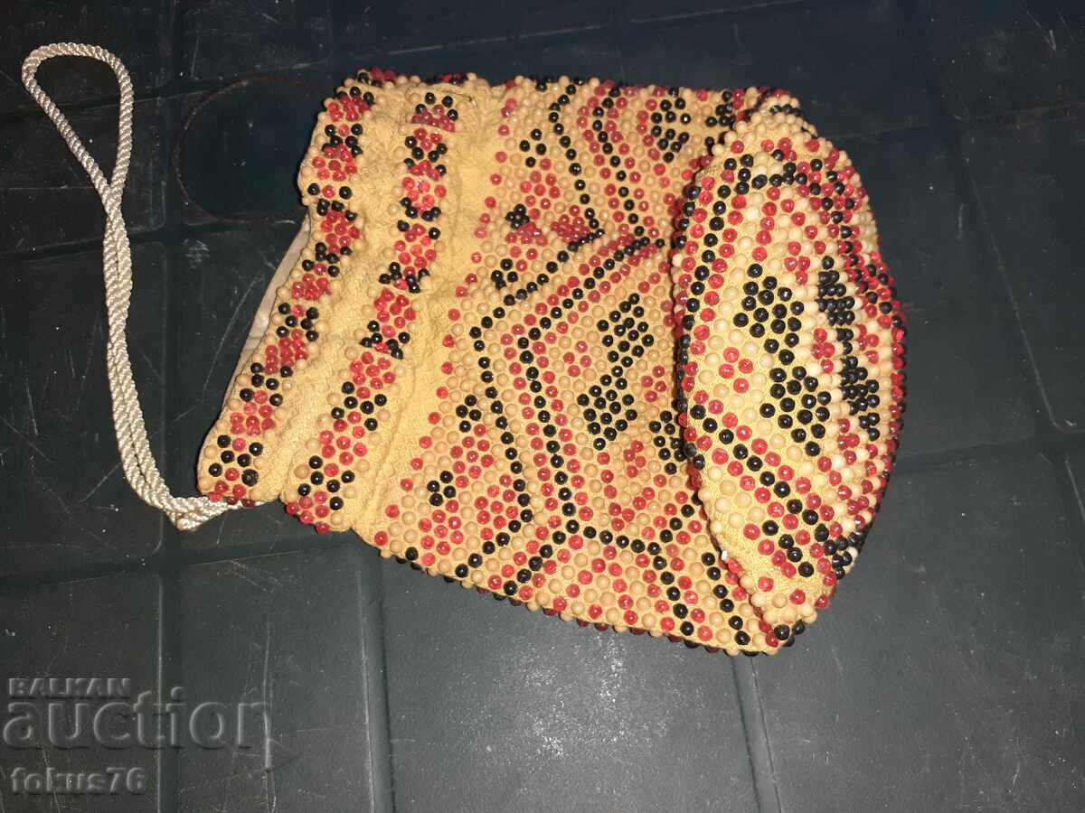 Old Revival Beaded Purse Purse Costume with price 160.00 BGN | € 81.81 Old Revival Beaded Purse Purse Costume with price 160.00 BGN | € 81.81