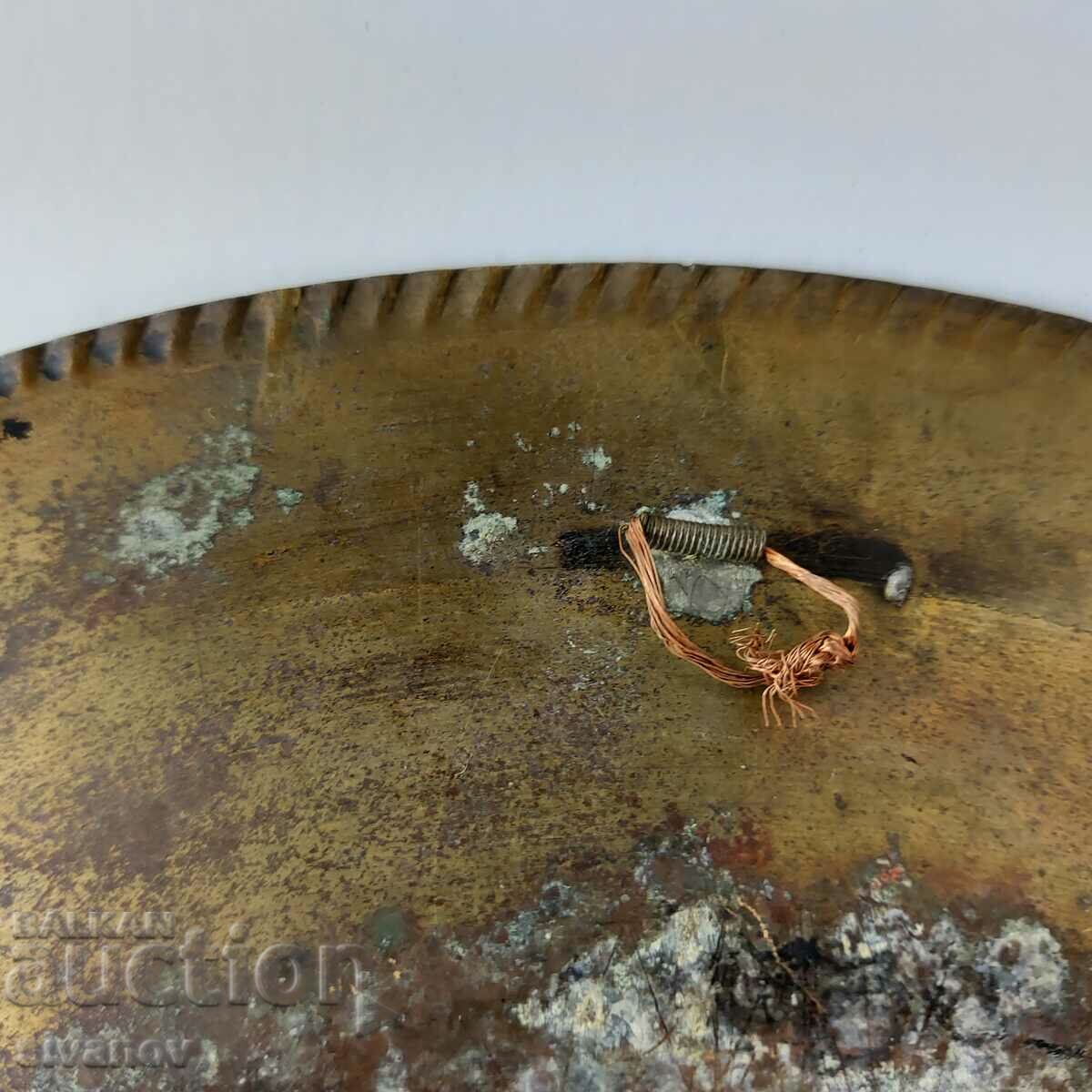 Old brass plate wall decoration with Cleopatra #5612 - 6