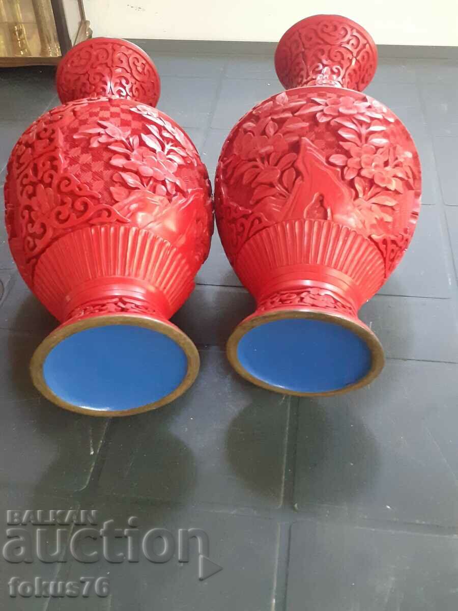Delivery of Cinnabar Laquer - a pair of lovely old Chinese vases unique Delivery of Cinnabar Laquer - a pair of lovely old Chinese vases unique
