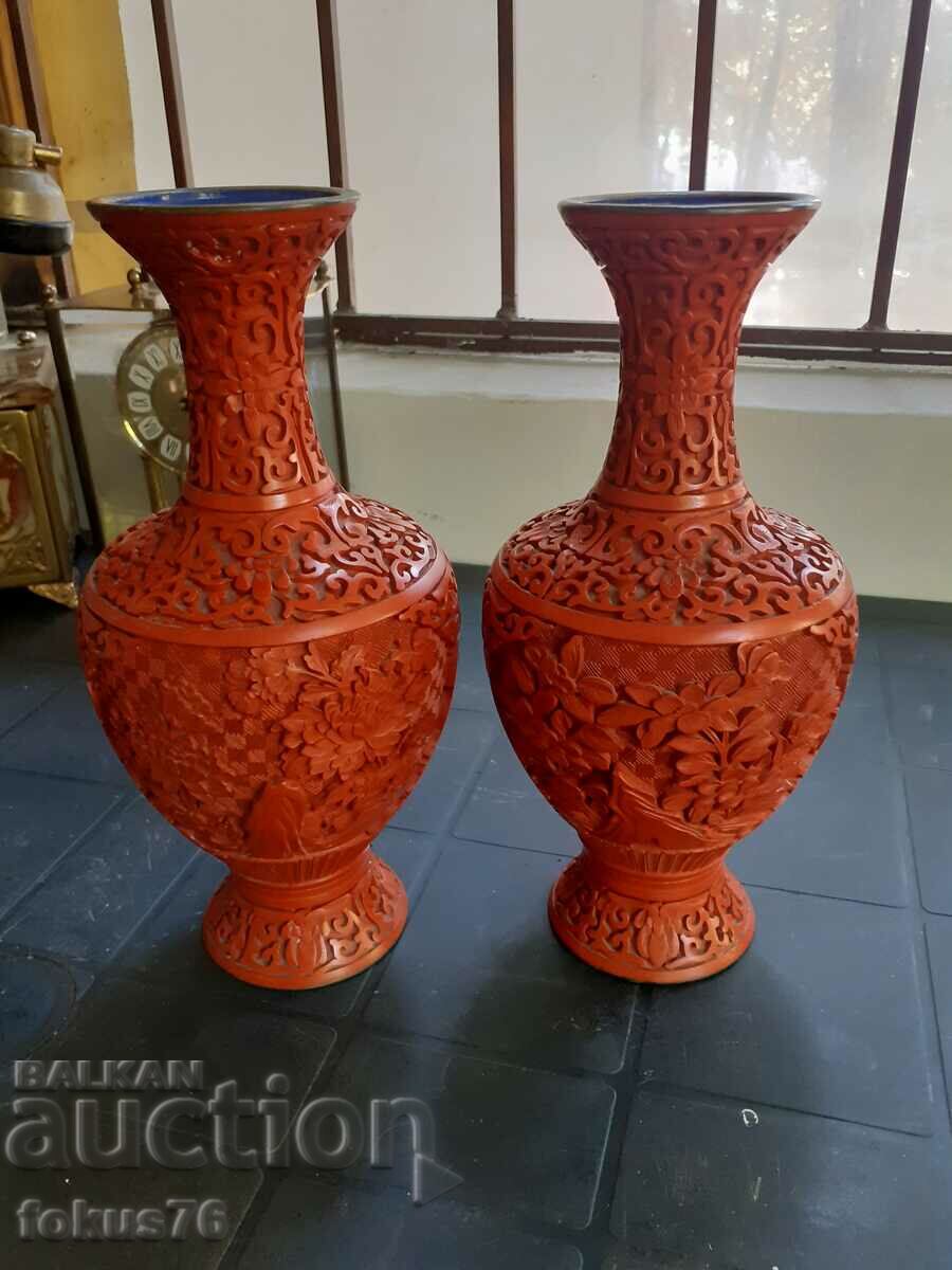 Cinnabar Laquer - a pair of lovely old Chinese vases unique