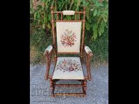 Beautiful vintage solid wood rocking chair!!!