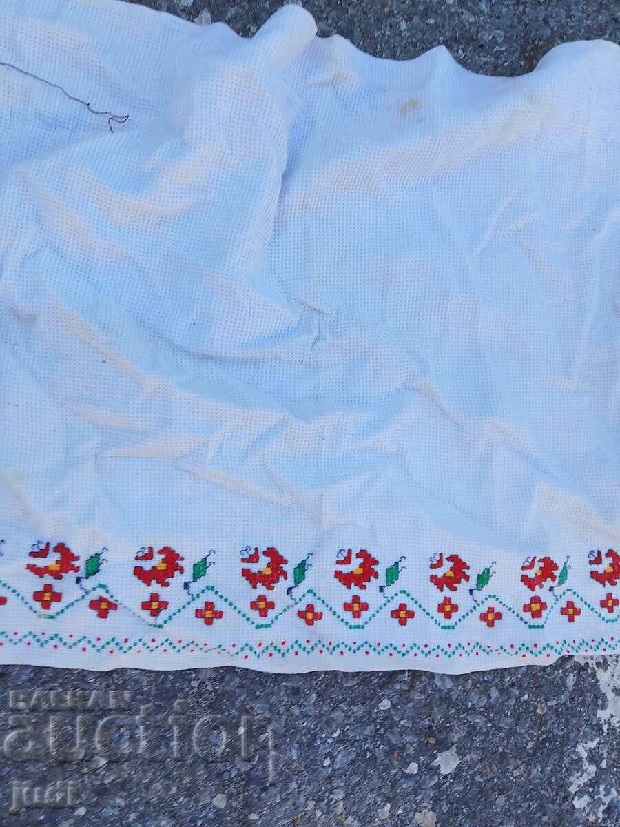 Delivery of Embroidery tablecloth Delivery of Embroidery tablecloth