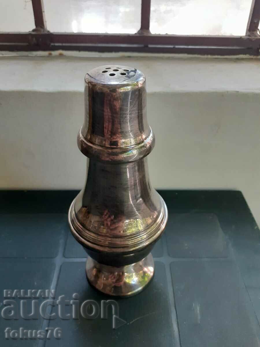Delivery of Unique old antique silver plated salt shaker