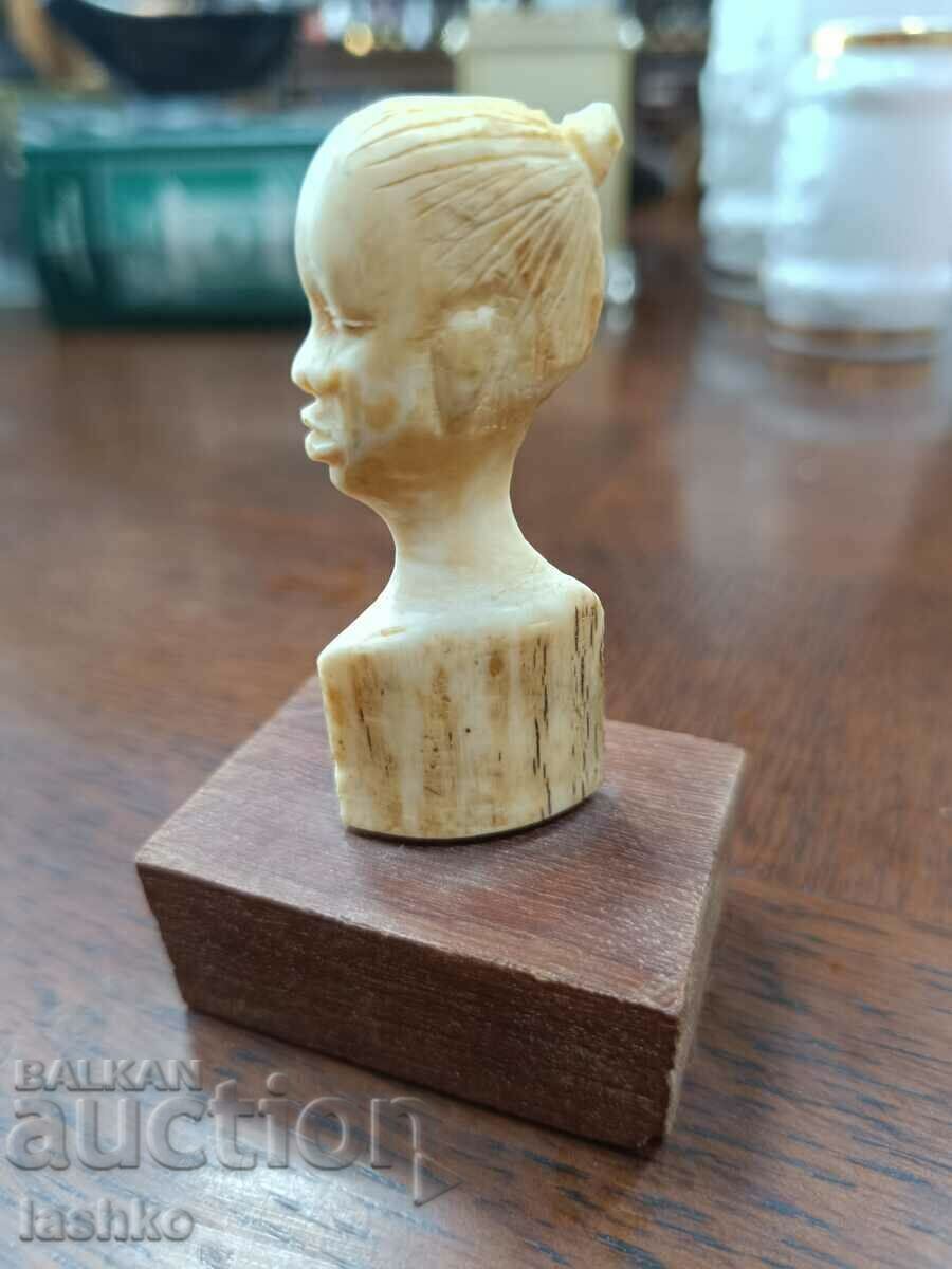 Ivory figure Ivory figure