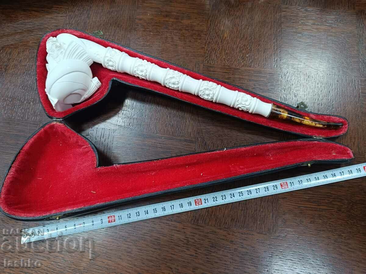 An old pipe with price 599.99 BGN | € 306.77 An old pipe with price 599.99 BGN | € 306.77