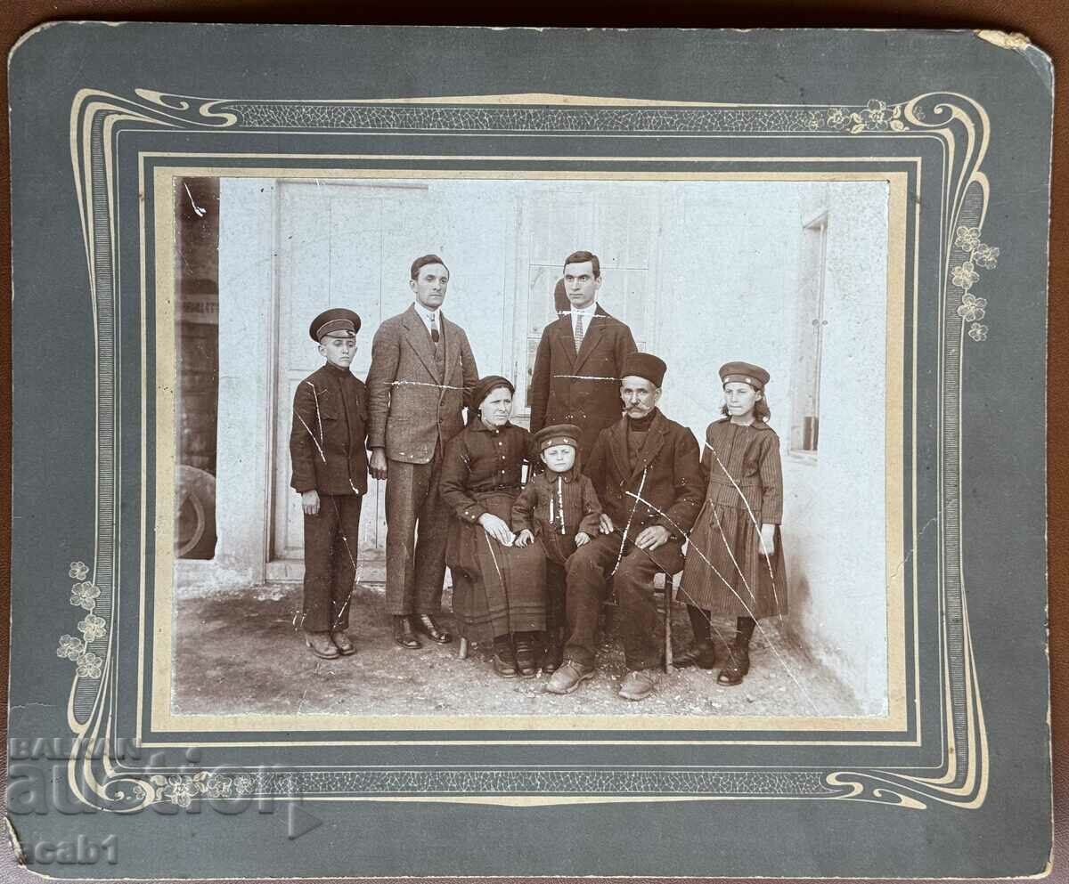 In front of the Factory with price 24.99 BGN | € 12.78 In front of the Factory with price 24.99 BGN | € 12.78