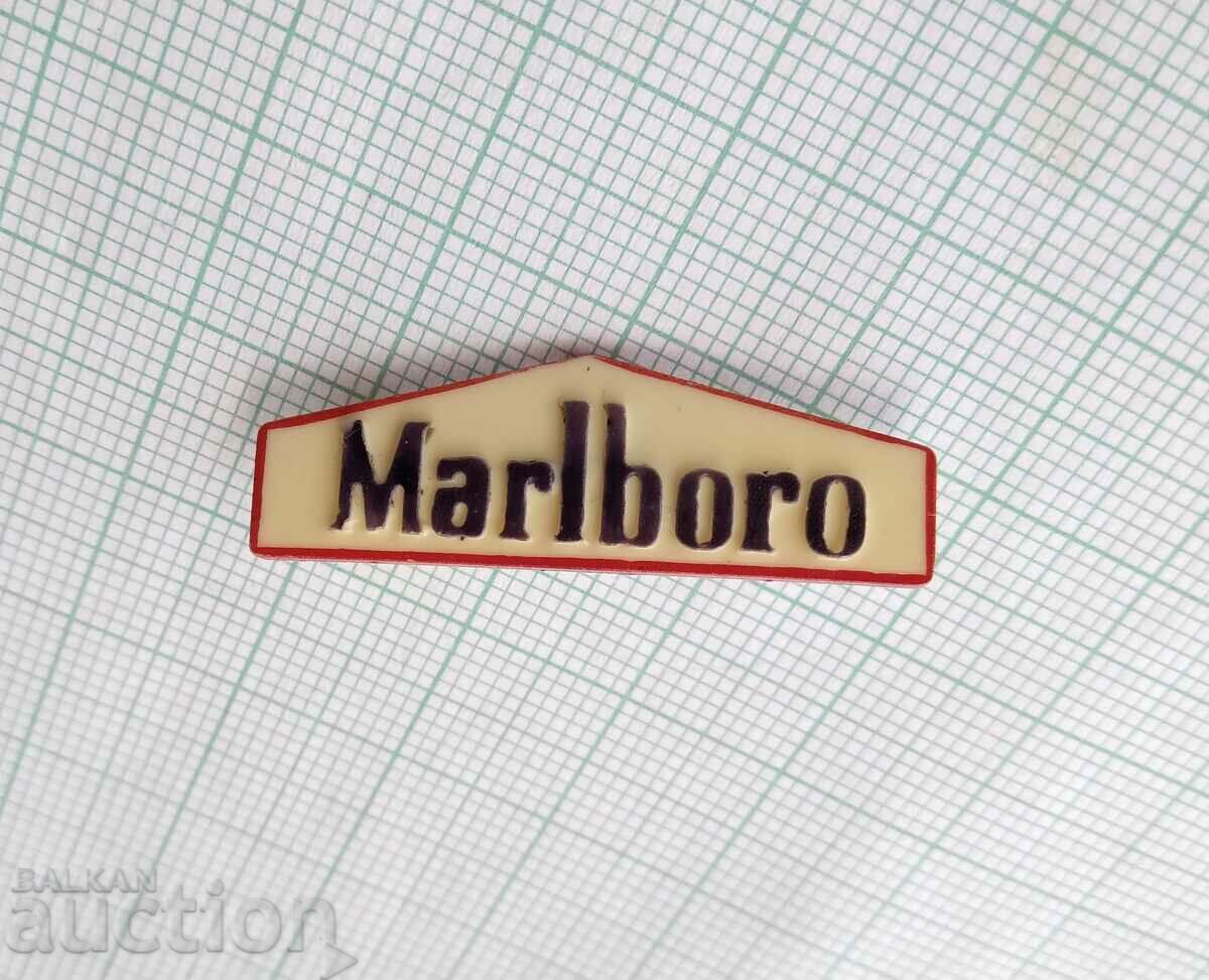 16787 Insigna - SUA Marlboro Tigarete cu preț 2.00 BGN | € 1.02