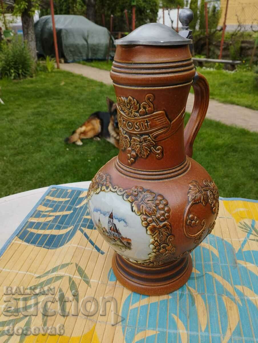 Original KING HANDMALEREI jug with tin lid with price 35.00 BGN | € 17.90 Original KING HANDMALEREI jug with tin lid with price 35.00 BGN | € 17.90