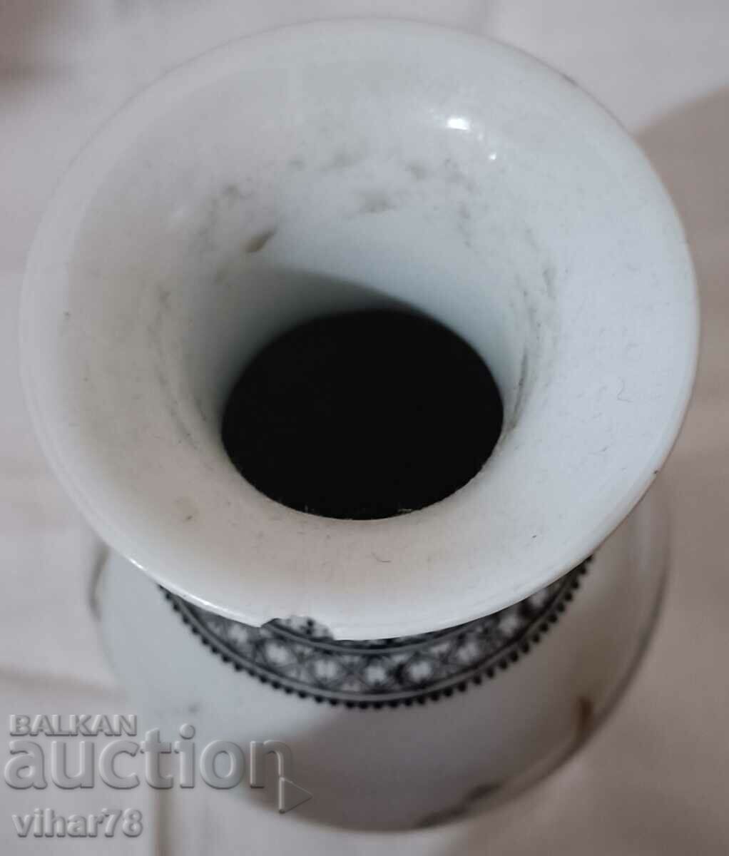 Доставка на МАЛКА КИТАЙСКА ВАЗА Доставка на МАЛКА КИТАЙСКА ВАЗА