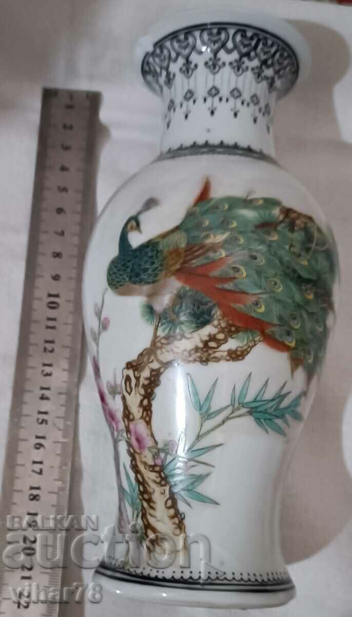 МАЛКА КИТАЙСКА ВАЗА - 6 МАЛКА КИТАЙСКА ВАЗА - 6