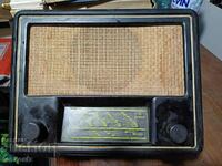 Vechiul Radio Kl. Receptor din bachelită Voroshilov 504C 1950.