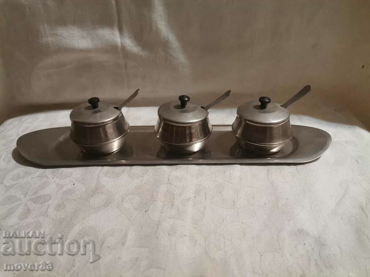 Metal spice set