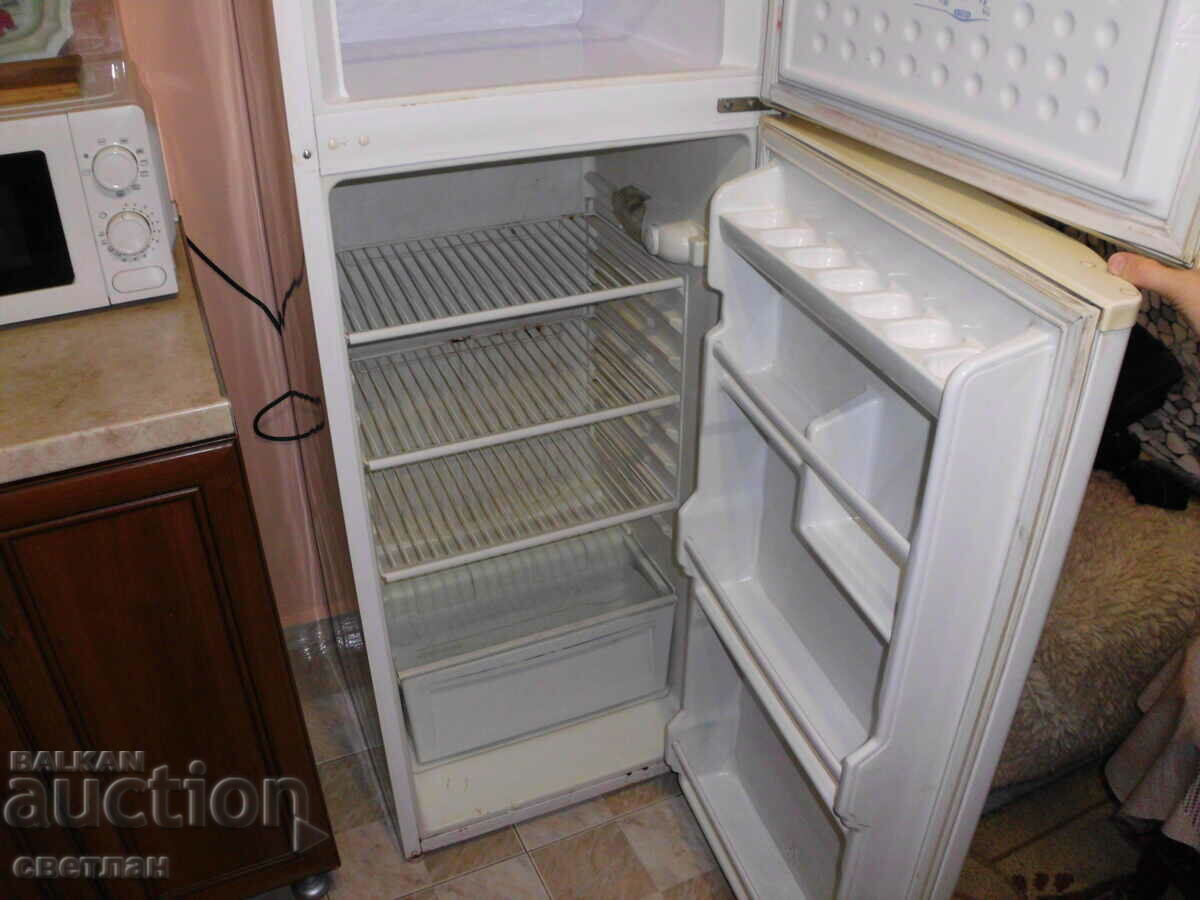 Auction  refrigerator