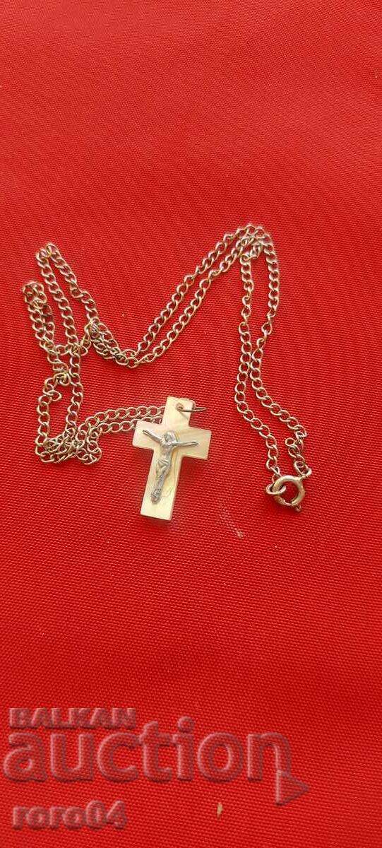 SILVER CHAIN WITH MOTHER OF PEARL CROSS