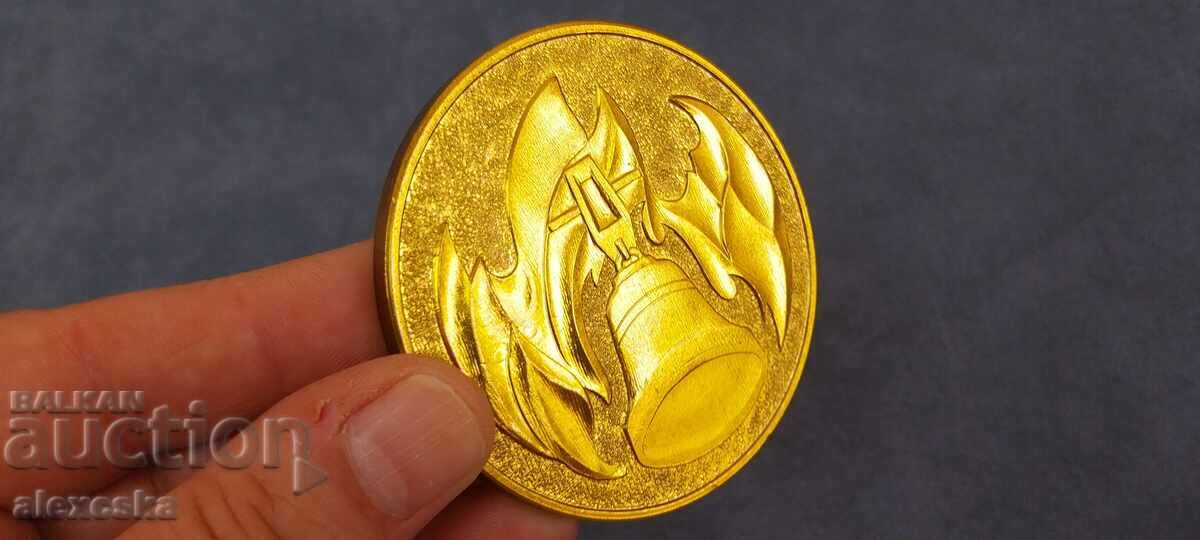 Placă veche - URSS cu preț 20.00 BGN | € 10.23 Placă veche - URSS cu preț 20.00 BGN | € 10.23