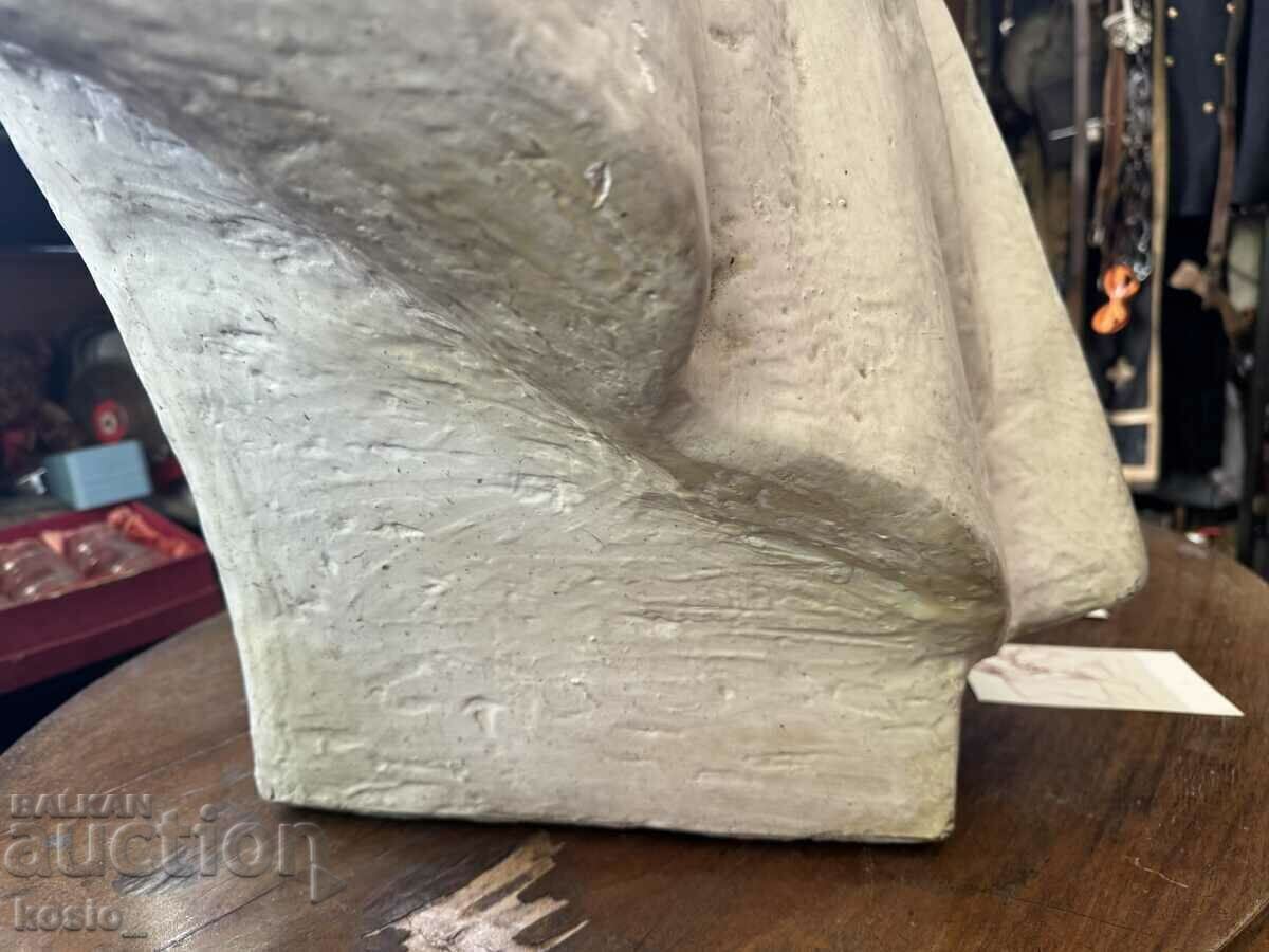 Livrarea Bust uriaș al figurii lui Lenin statuie sculptură