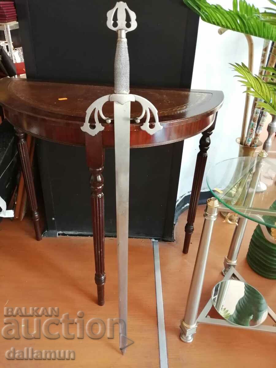 old saber 104 cm with price 150.00 BGN | € 76.69 old saber 104 cm with price 150.00 BGN | € 76.69