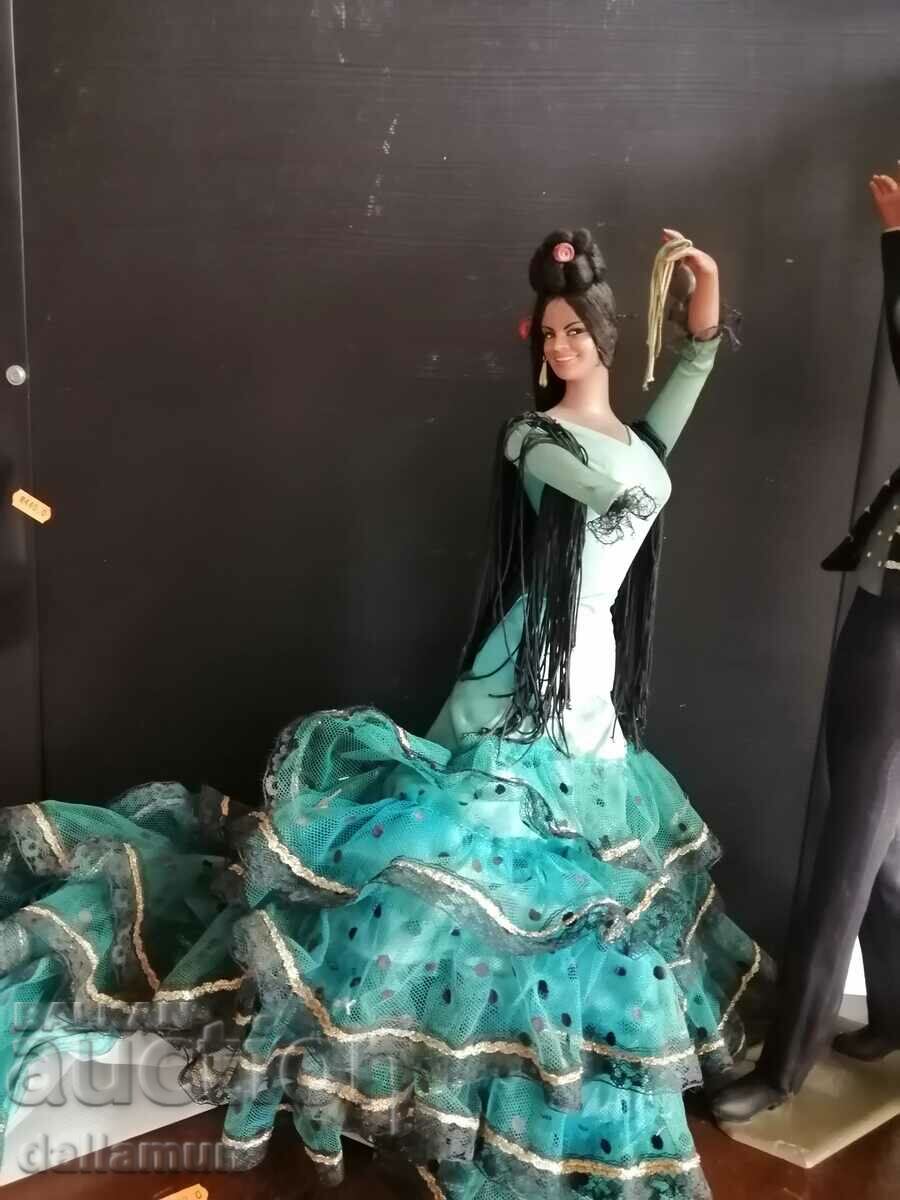 Auction pair of figure Spanish dancers Auction pair of figure Spanish dancers