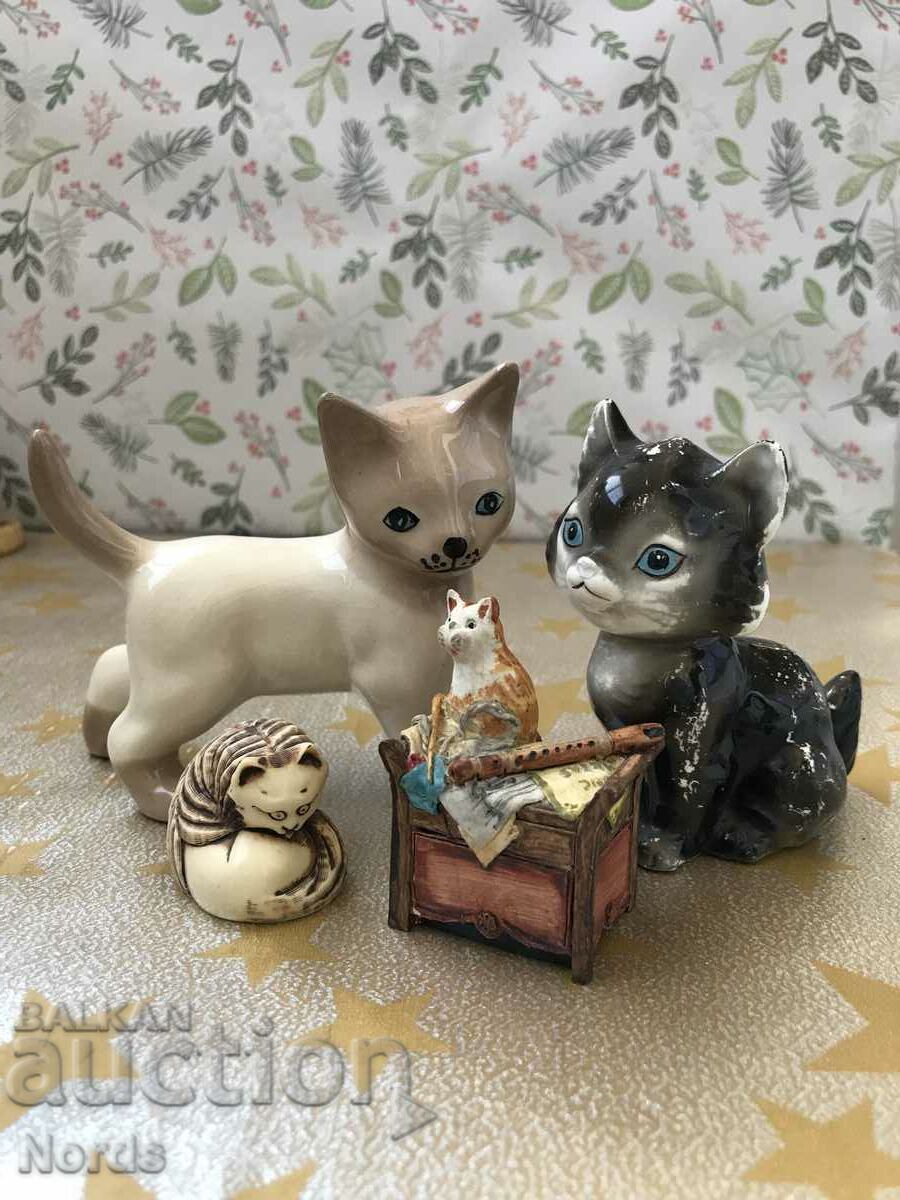 Small figurines Kittens