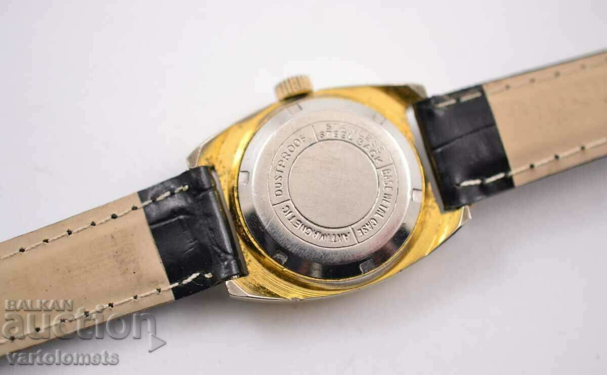 GENIUS de LUXE gold plated women's watch - working with price 18.00 BGN | € 9.20 GENIUS de LUXE gold plated women's watch - working with price 18.00 BGN | € 9.20