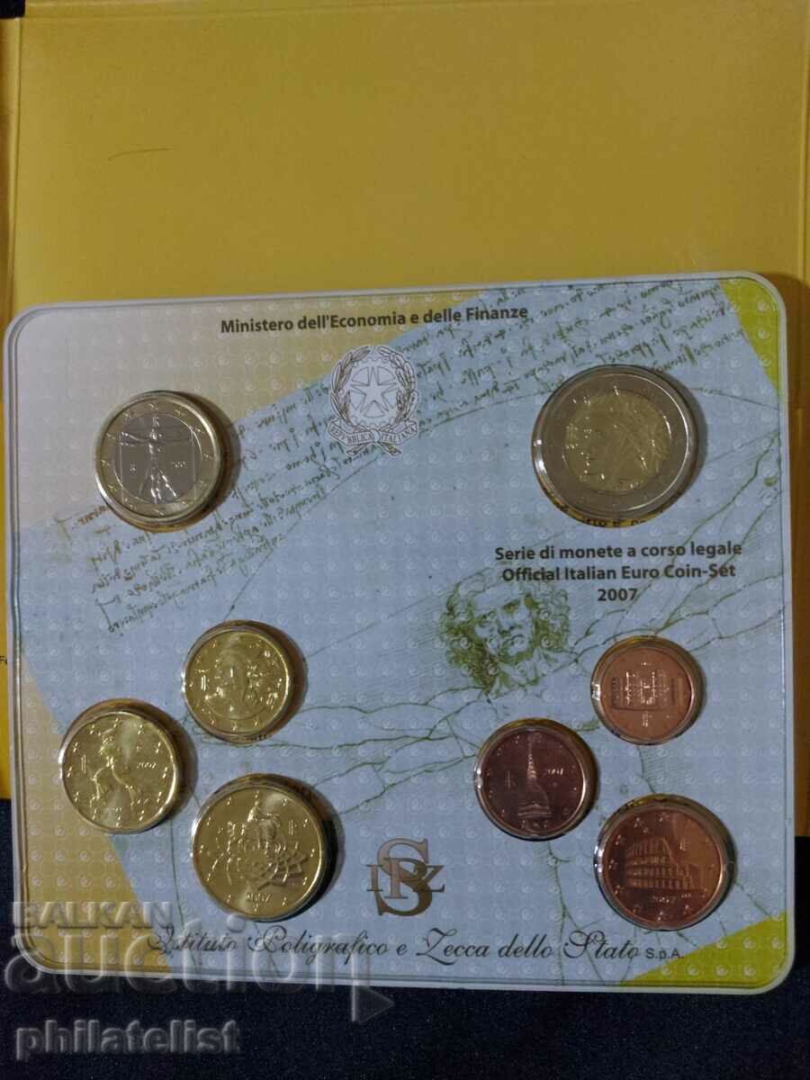 Auction Italy 2007 - Complete bank euro set from 1 cent to 2 euros Auction Italy 2007 - Complete bank euro set from 1 cent to 2 euros