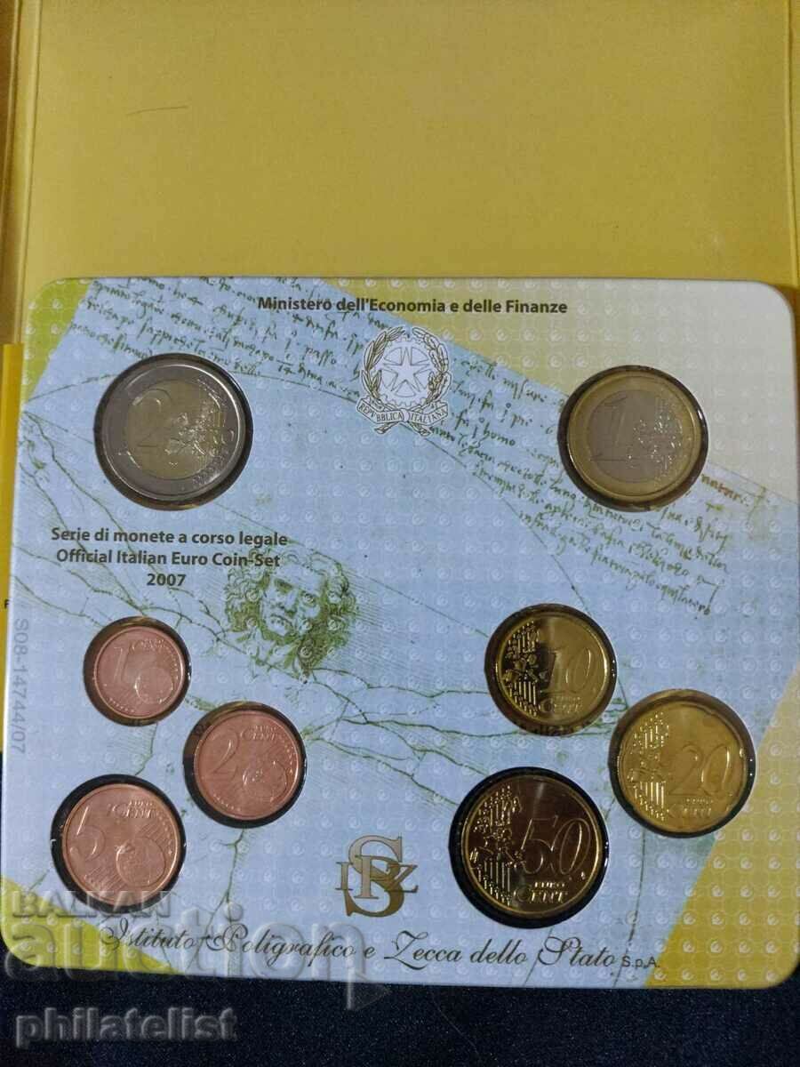 Delivery of Italy 2007 - Complete bank euro set from 1 cent to 2 euros Delivery of Italy 2007 - Complete bank euro set from 1 cent to 2 euros