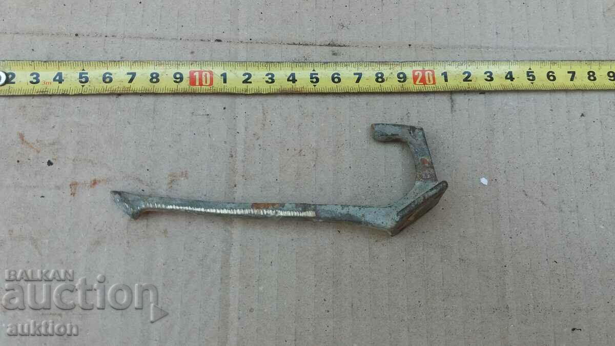 SOLID BRONZE HANGER with price 1.99 BGN | € 1.02 SOLID BRONZE HANGER with price 1.99 BGN | € 1.02