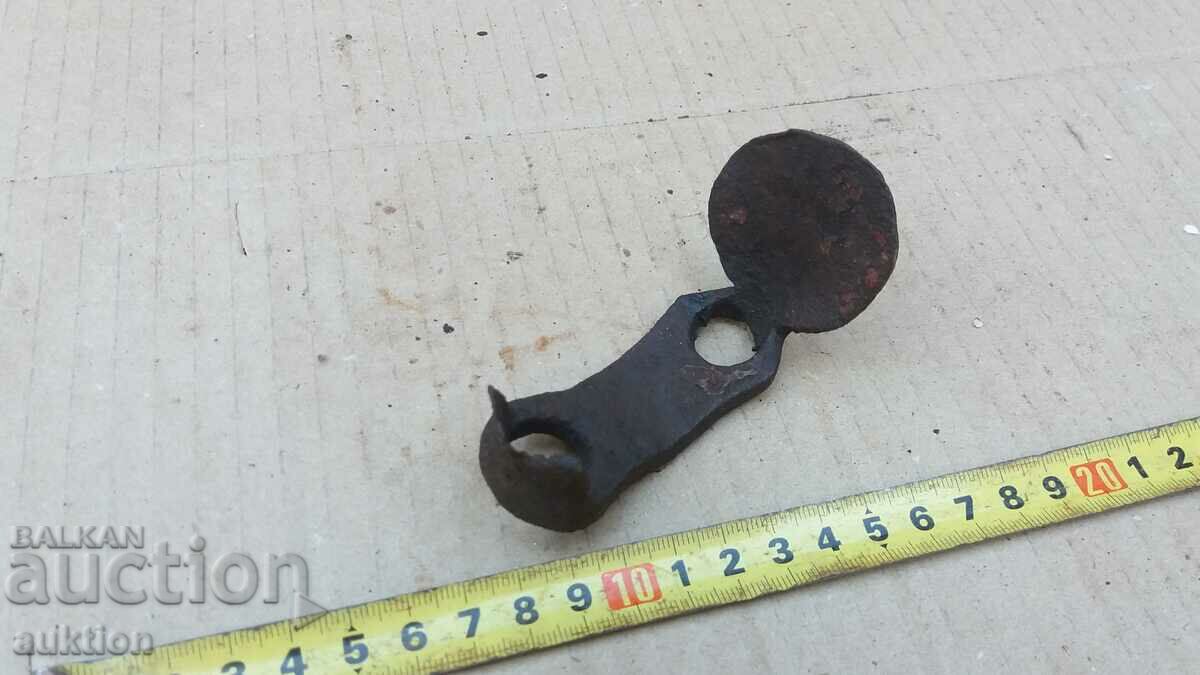 OLD WROUGHT IRON - 6 OLD WROUGHT IRON - 6