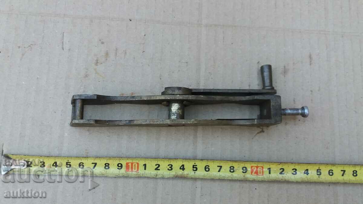 Delivery of SOLID BRONZE ROLLER - BASE - PULLEY Delivery of SOLID BRONZE ROLLER - BASE - PULLEY