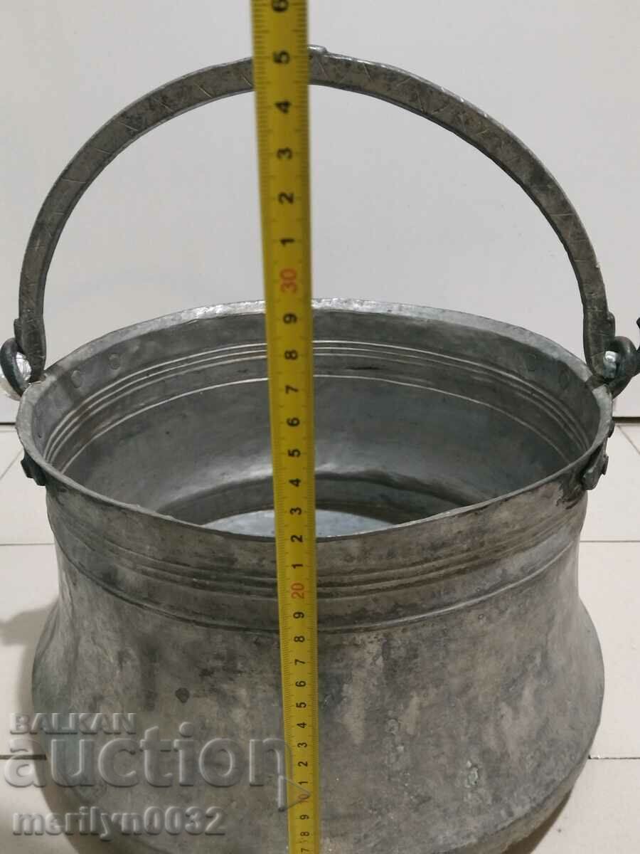 Old cauldron copper pot copper tinned coin with price 119.00 BGN | € 60.84 Old cauldron copper pot copper tinned coin with price 119.00 BGN | € 60.84