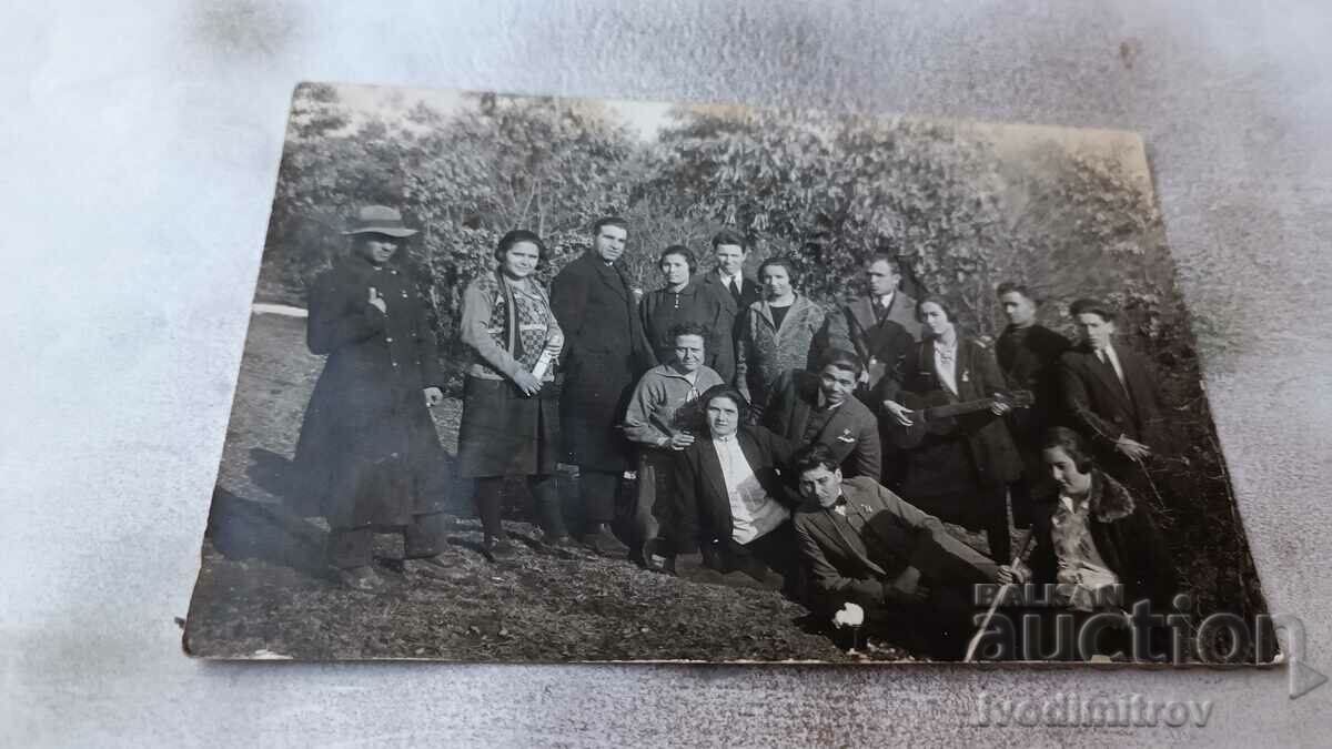 Снимка Изгревъ Младежи и девойки 1928