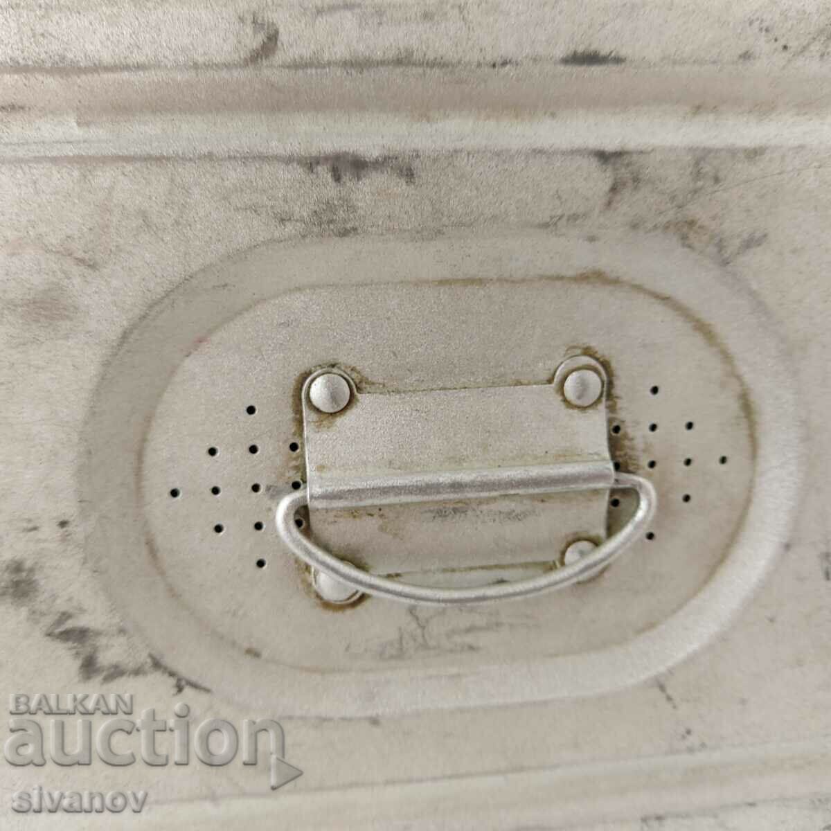 Παλιό ιατρικό κουτί αποστείρωσης αλουμινίου #5621 με τιμή 19.99 BGN | € 10.22