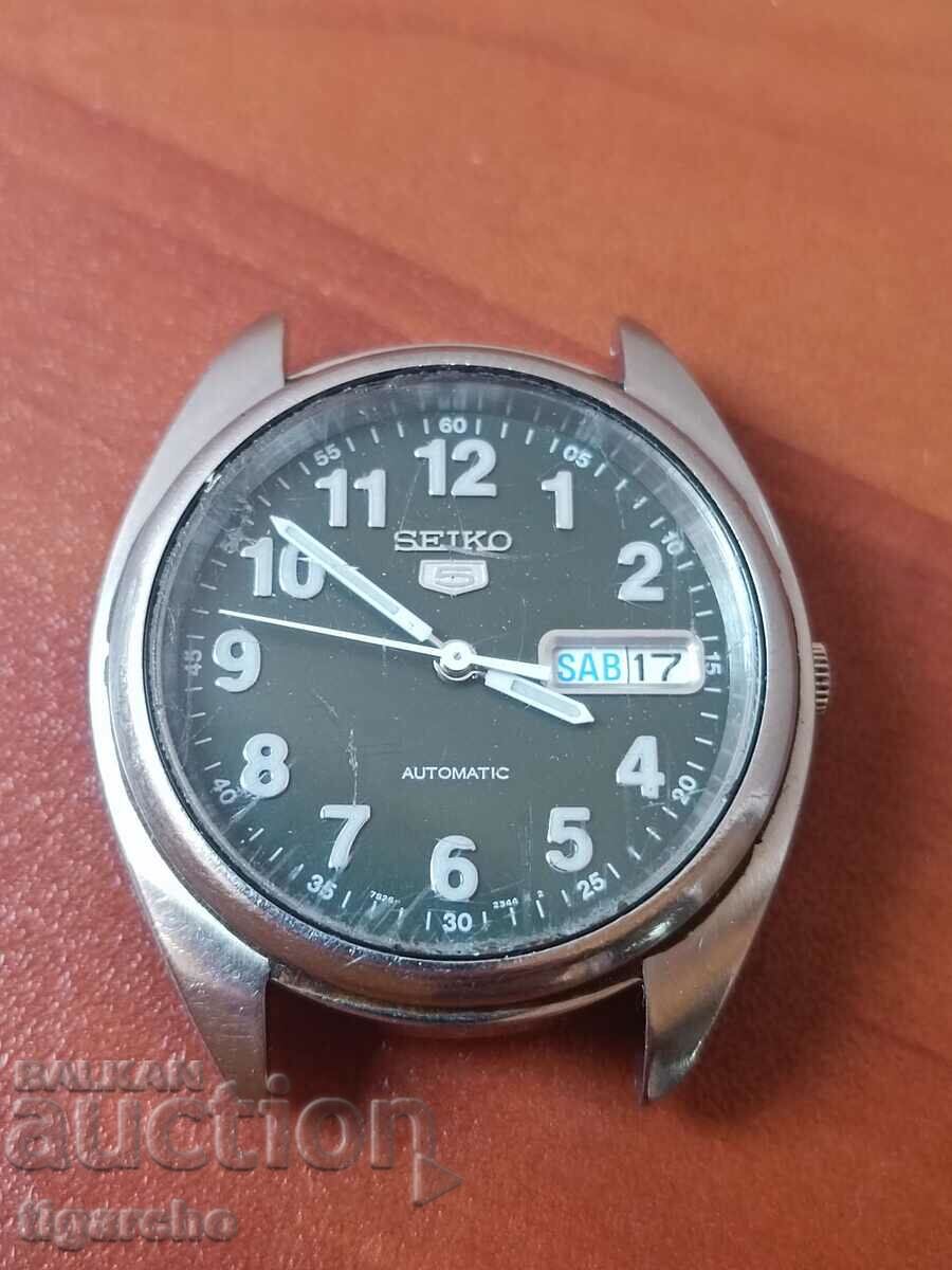 Часовник Seiko 5