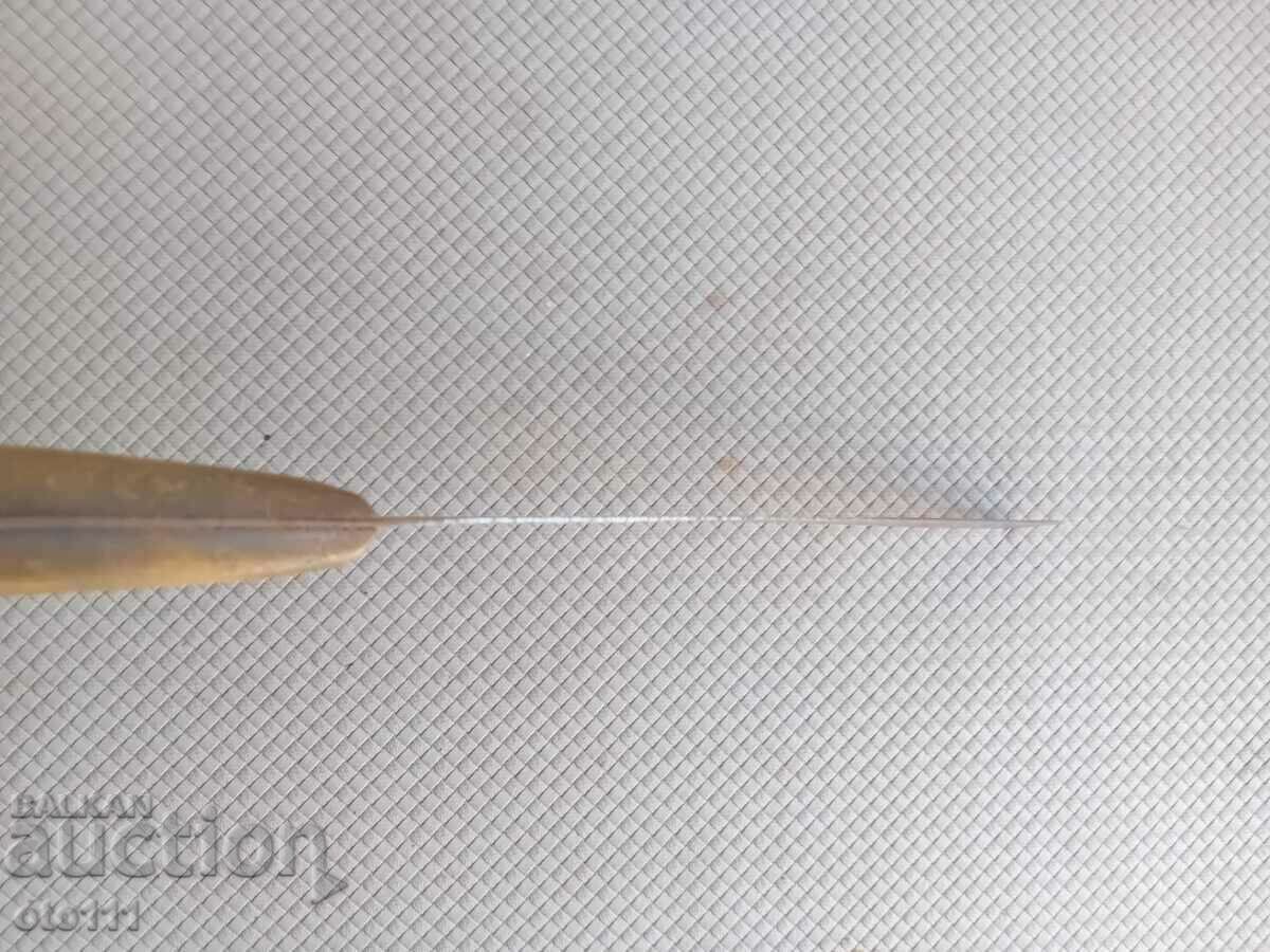 OLD KNIFE - BUFFALO HORN - 6 OLD KNIFE - BUFFALO HORN - 6