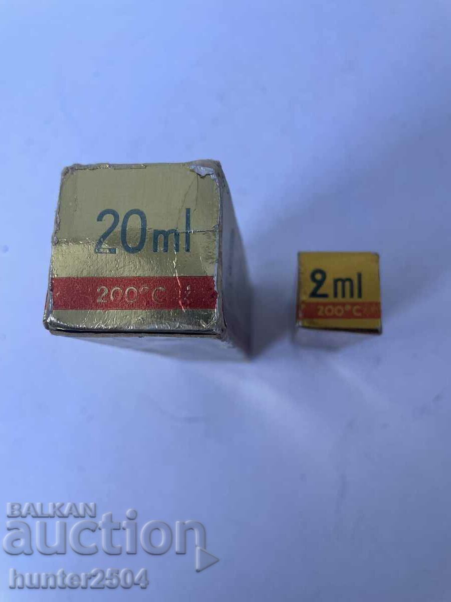 Auction  Syringes - 2 and 20 ml. reusable "Germany"