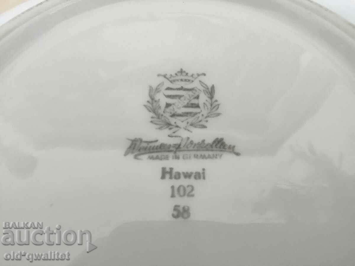 Delivery of Plate, Weimar porcelain, hand painted, marked Delivery of Plate, Weimar porcelain, hand painted, marked