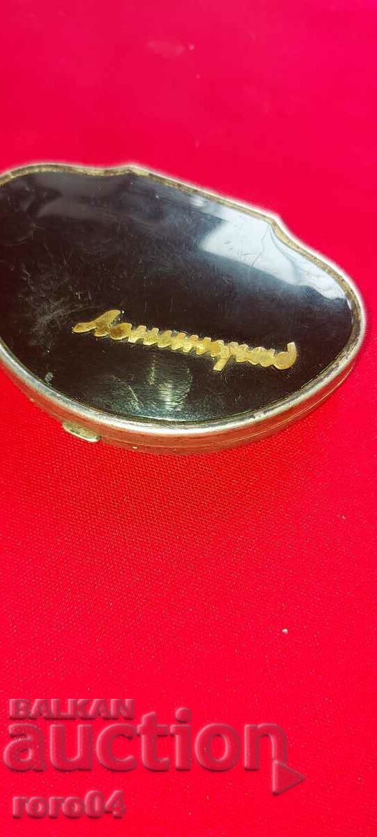 POUDRIERA - LENINGRAD - SILVER PLATED with price 40.50 BGN | € 20.71 POUDRIERA - LENINGRAD - SILVER PLATED with price 40.50 BGN | € 20.71