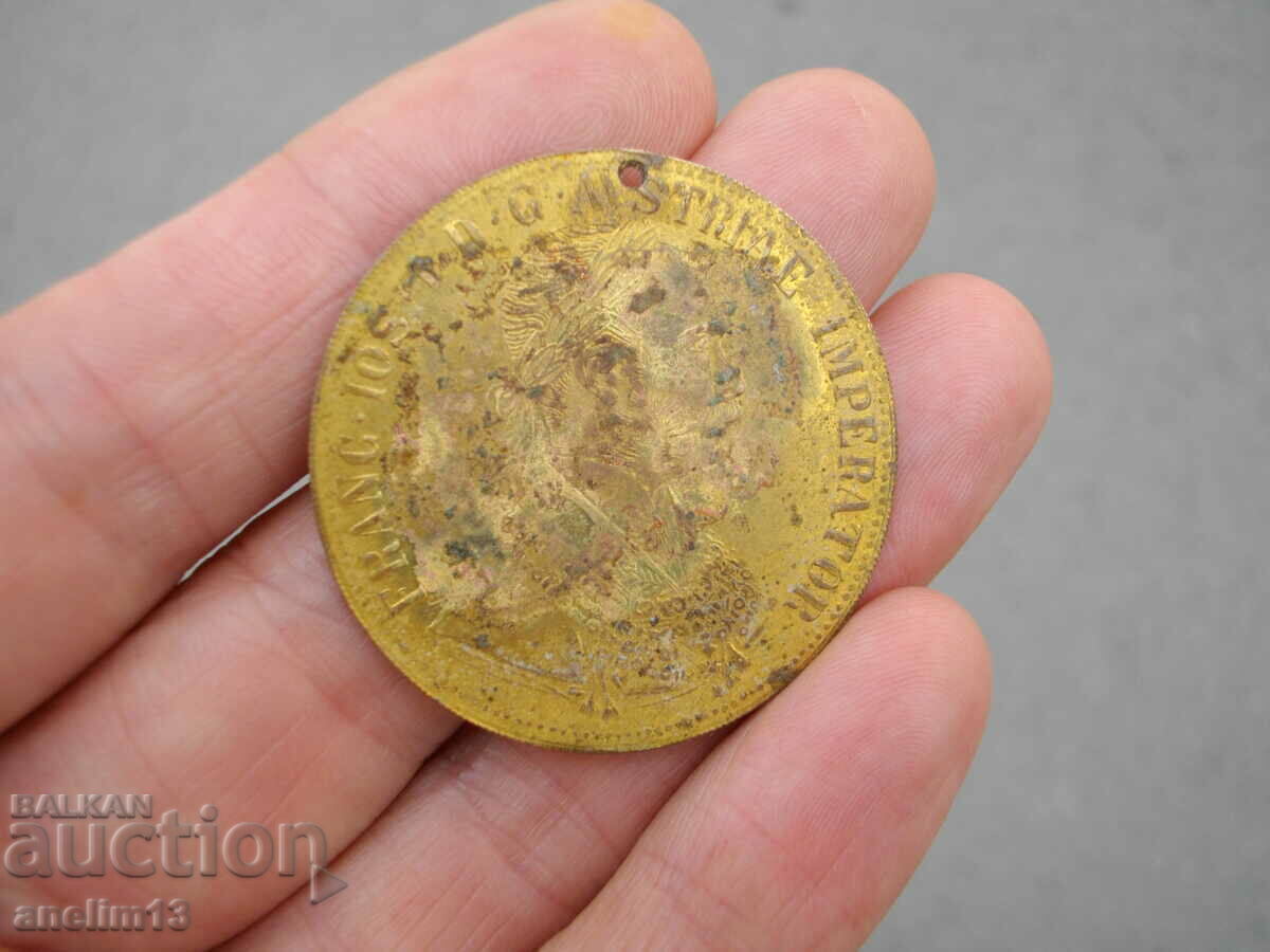 ΧΡΥΣΟ ΟΡΕΙΧΑΛΙΚΟ ΚΡΕΜΑΣΜΑ ΓΙΑ ΚΟΣΜΗΜΑΤΑ - 6 ΧΡΥΣΟ ΟΡΕΙΧΑΛΙΚΟ ΚΡΕΜΑΣΜΑ ΓΙΑ ΚΟΣΜΗΜΑΤΑ - 6