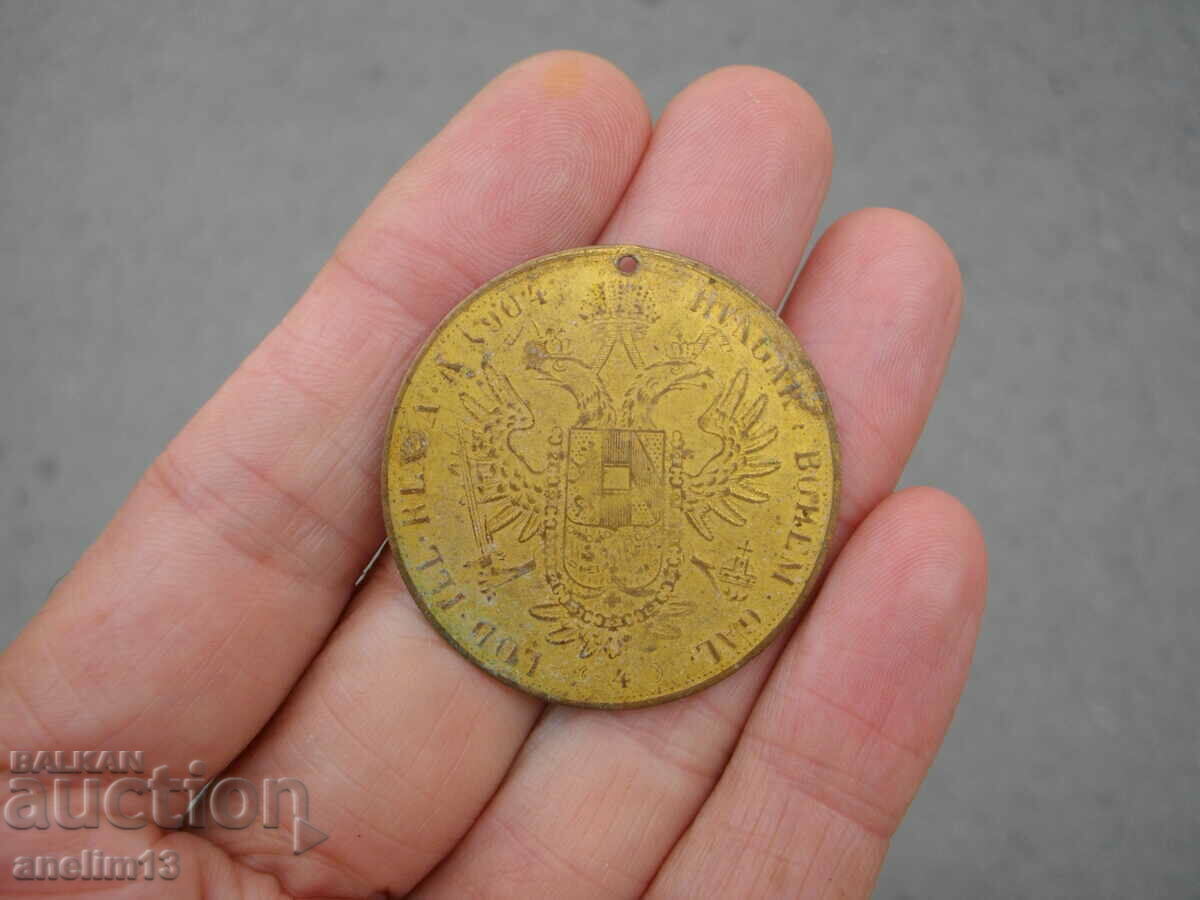 ΧΡΥΣΟ ΟΡΕΙΧΑΛΙΚΟ ΚΡΕΜΑΣΜΑ ΓΙΑ ΚΟΣΜΗΜΑΤΑ ΧΡΥΣΟ ΟΡΕΙΧΑΛΙΚΟ ΚΡΕΜΑΣΜΑ ΓΙΑ ΚΟΣΜΗΜΑΤΑ